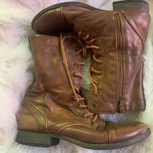 Distress Chic Ankle Boots!!!